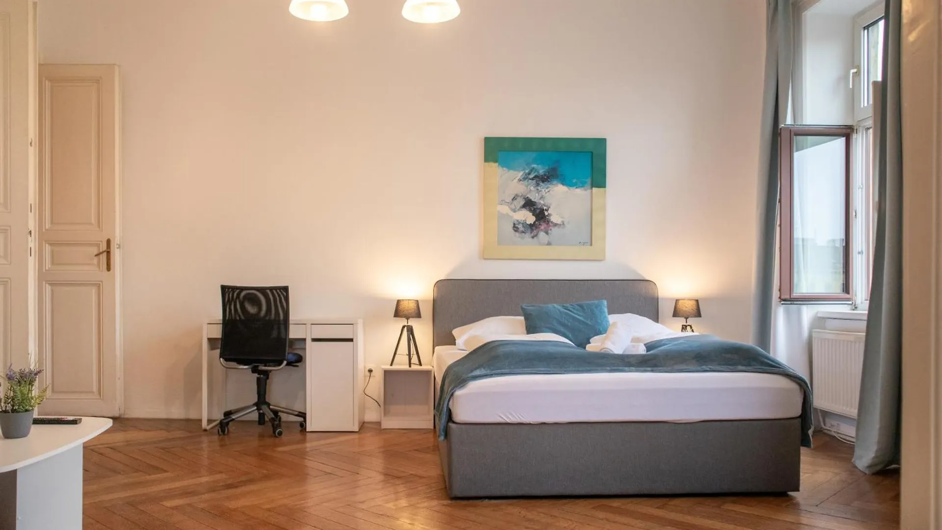 Apartment Affordable 2 Apts For 16P 4Br Great For Families Vienna
