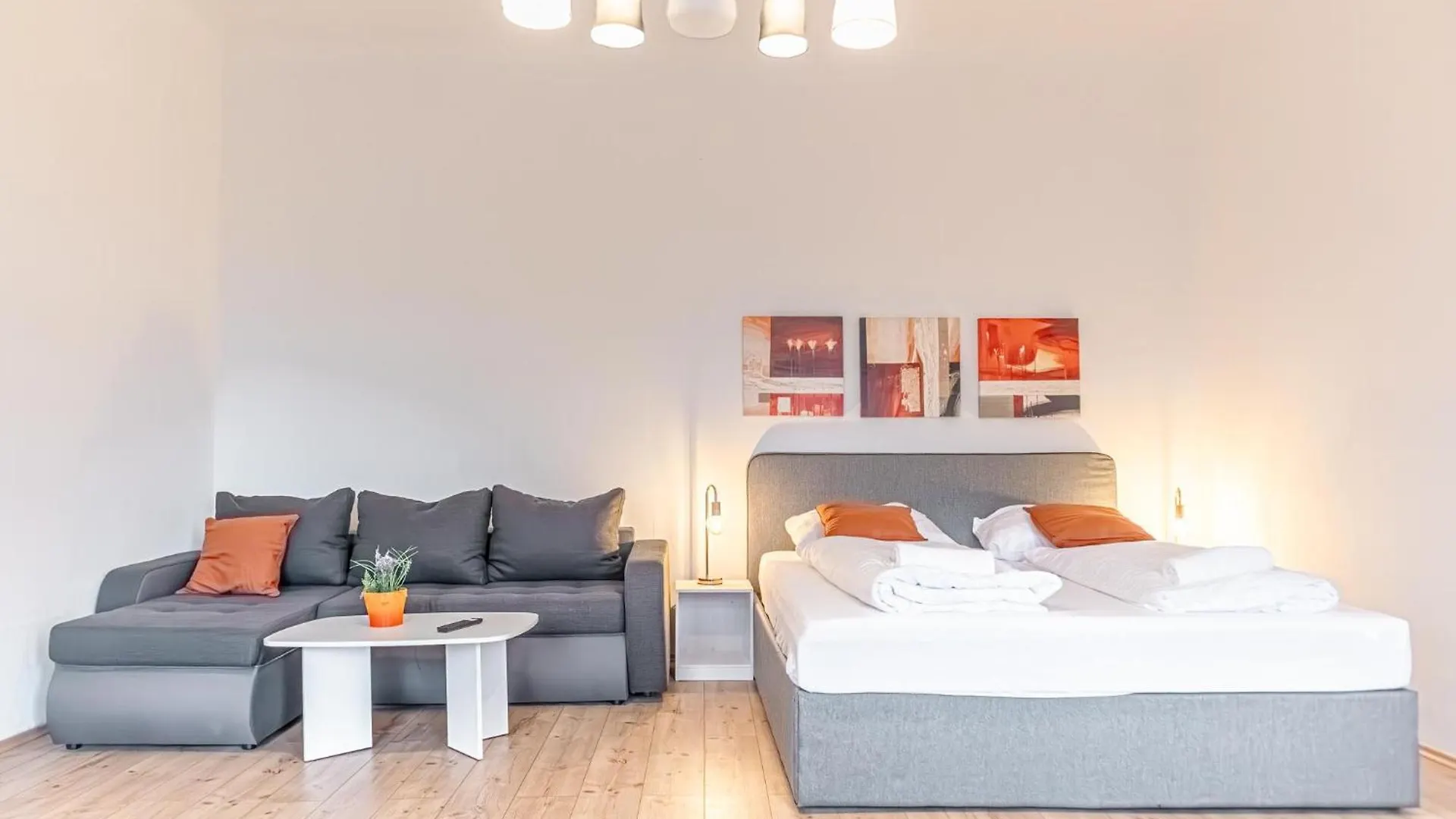 Affordable 2 Apts For 16P 4Br Great For Families Vienna Austria