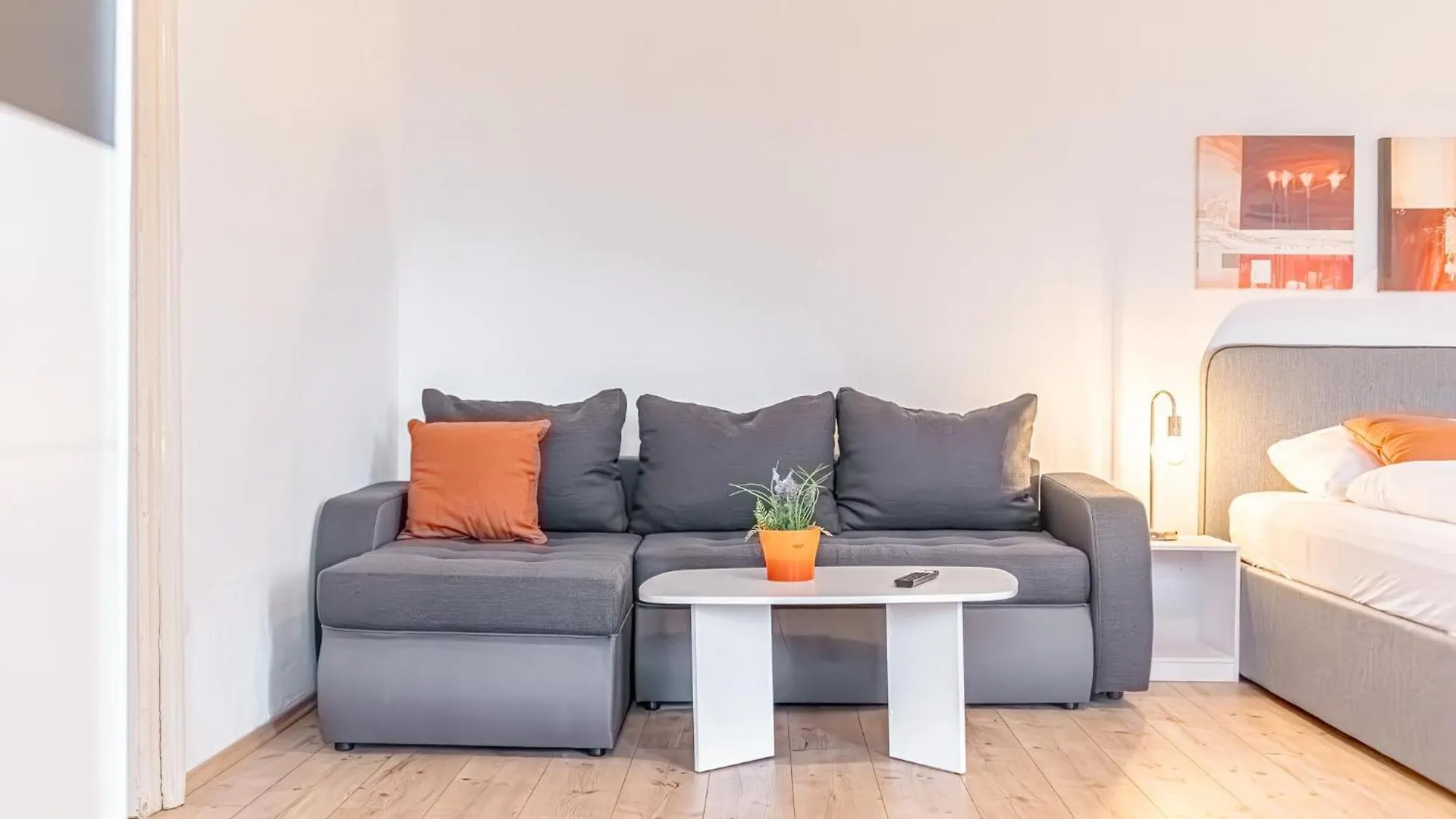 Affordable 2 Apts For 16P 4Br Great For Families Vienna 0*,  Austria