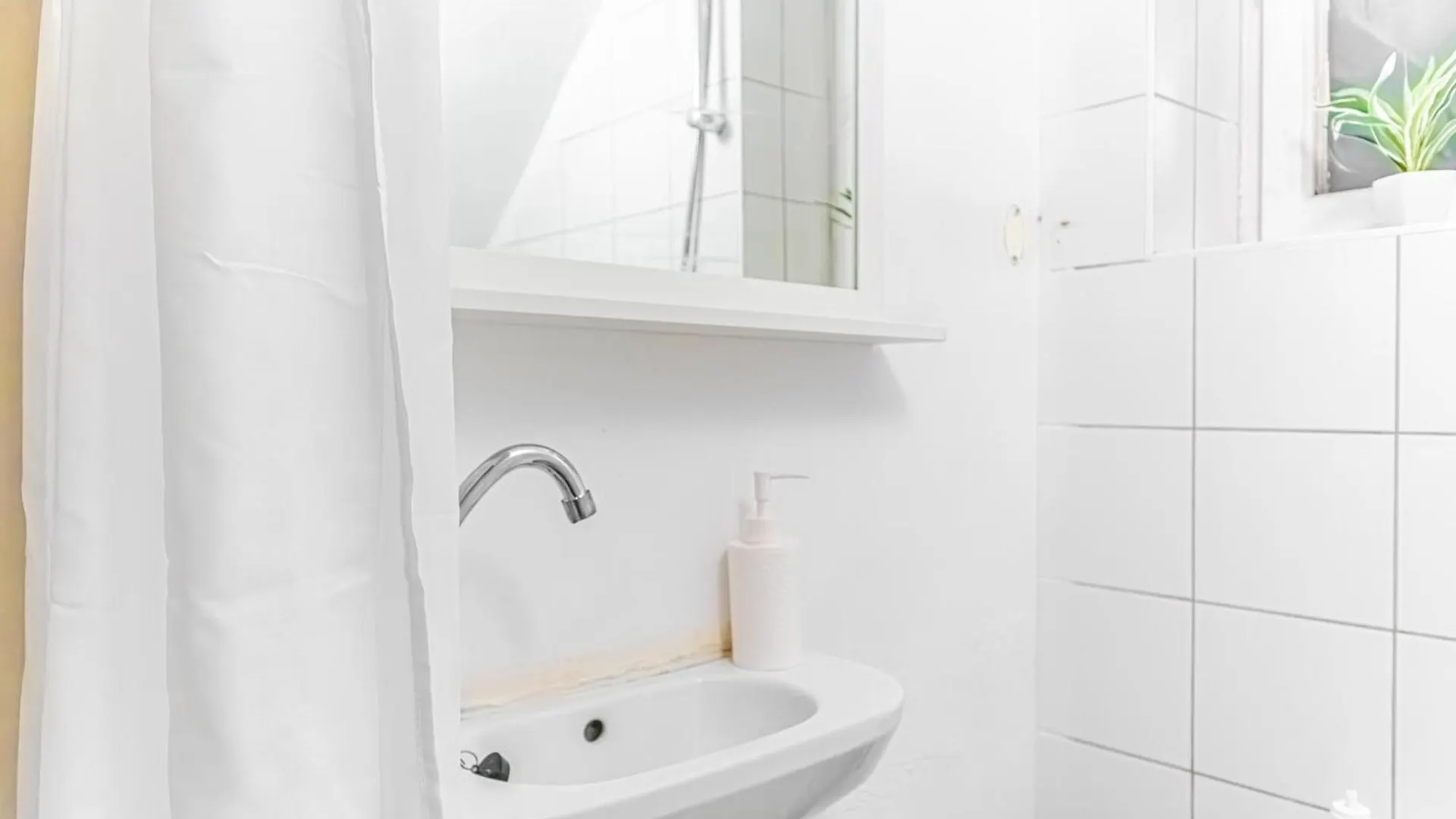 Apartment Affordable 2 Apts For 16P 4Br Great For Families Vienna
