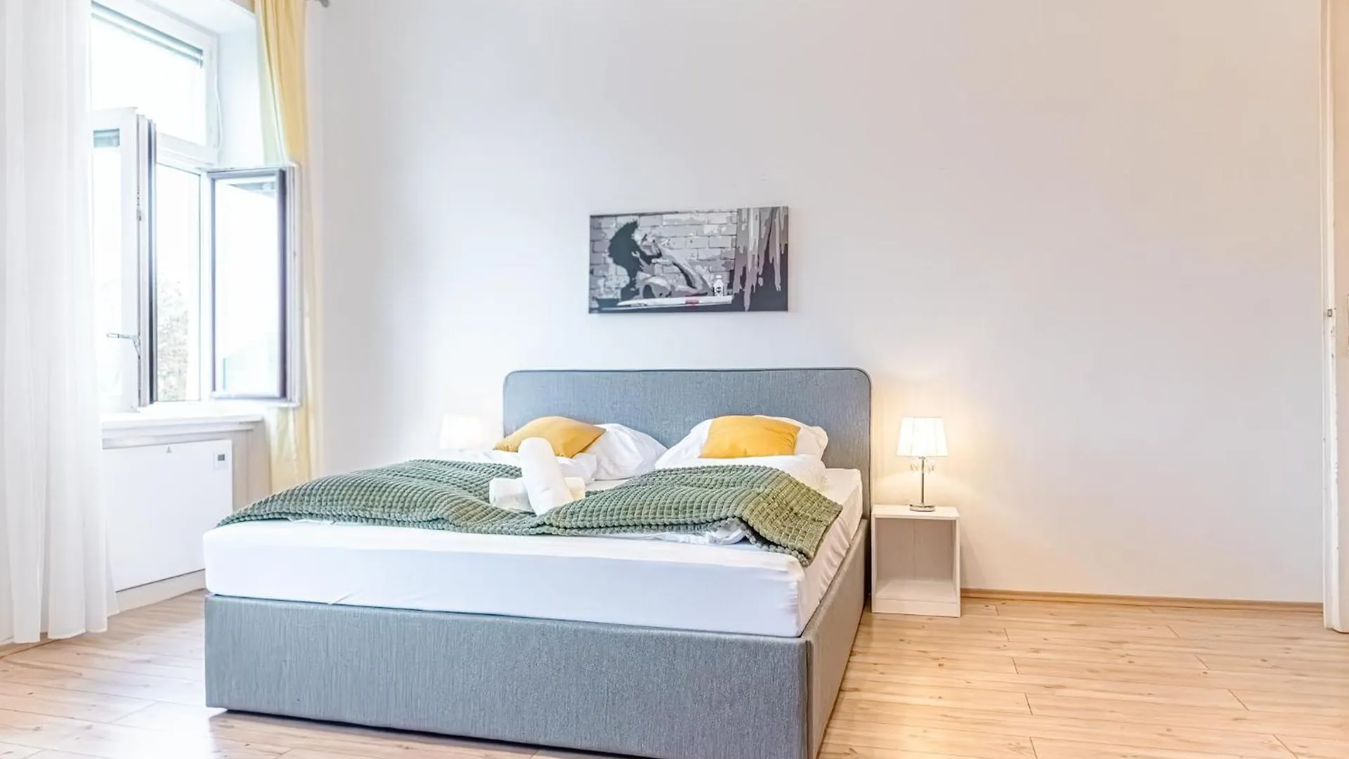 Affordable 2 Apts For 16P 4Br Great For Families Vienna Austria